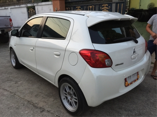 ยาง Michelin 225 65 17 ปี17 ดอกเต็ม เนื้อนิ่มๆใช้ยาว ราคาไม่แพง