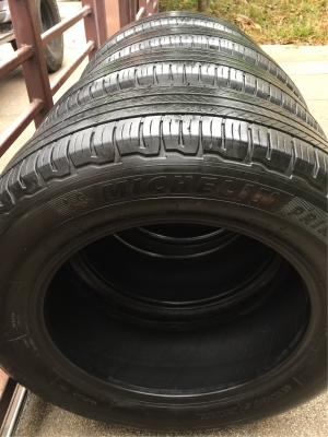 ยาง Michelin 225 65 17 ปี17 ดอกเต็ม เนื้อนิ่มๆใช้ยาว ราคาไม่แพง