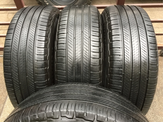 ยาง Michelin 225 65 17 ปี17 ดอกเต็ม เนื้อนิ่มๆใช้ยาว ราคาไม่แพง