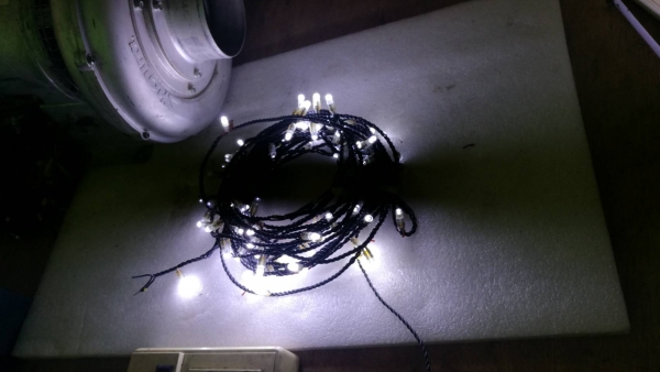 100 บ.ส่งถึงบ้านฟรีโทร 083-2000058 LINE ID: line832923 ชุดหลอดไฟประดับเป็นหลอด LED สีขาว 100 ดวง 1ชุ 100 บ.ส่งถึงบ้านฟรีโทร 083-2000058 LINE ID: line832923 ชุดหลอดไฟประดับเป็นหลอด LED สีขาว 100 ดวง 1ชุ