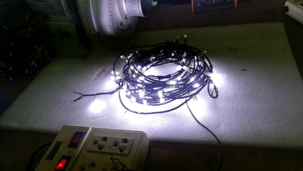 100 บ.ส่งถึงบ้านฟรีโทร 083-2000058 LINE ID: line832923 ชุดหลอดไฟประดับเป็นหลอด LED สีขาว 100 ดวง 1ชุ 100 บ.ส่งถึงบ้านฟรีโทร 083-2000058 LINE ID: line832923 ชุดหลอดไฟประดับเป็นหลอด LED สีขาว 100 ดวง 1ชุ