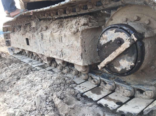 Pc120-3 คอนโทรลรุ่น 5 เร็ว แรง ราคาต่อรองได้ครับ