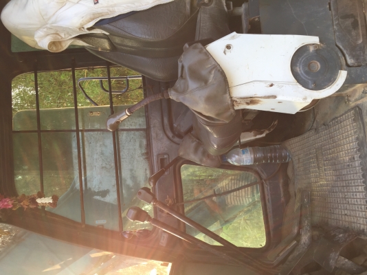 Kobelco sk120-3 ไฟฟ้าตัด