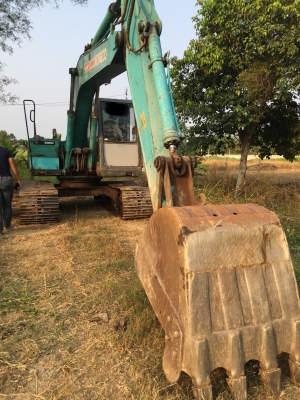 Kobelco sk120-3 ไฟฟ้าตัด