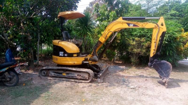 CAT 303 CR