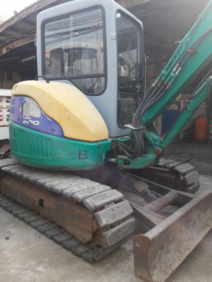 ขายจ้า..KOMATSU PC40MR-1  เก่านอกแท้  มีลายแย๊ก  3,XXX  ชั่วโมง  เดิมๆๆพร้อมใช้  โทร 089-3818694  ดวงนภา