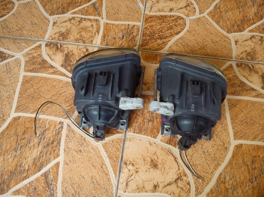 ไฟตัดหมอก โปรเจคเตอร์ ยี้ห้อ KOITO JAPAN