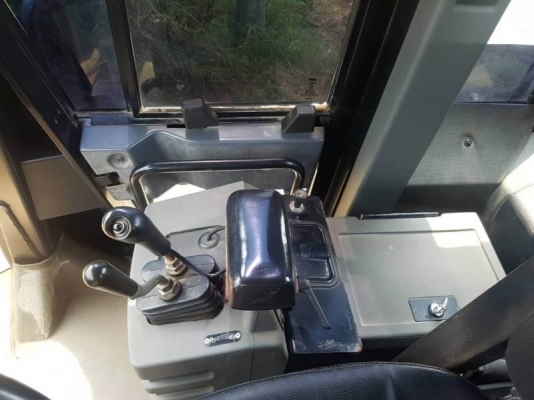 ขาย 1,450,000 บาท CATTERPILAR 950G ทำงาน 16,xxx ชม เครื่องดี เกียร์ดี  ระบบพร้อมใช้ ยางสวย เอกสารชื้อขาย  รถอยู่ อยุธยา โทร 0610710295