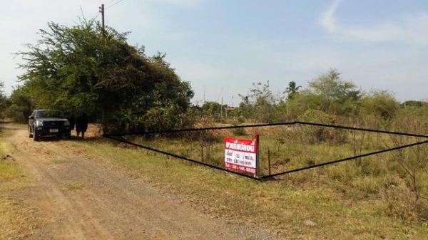 ขายที่ดินเปล่าขนาดเล็กเหมาแก่การสร้างบ้านมีตั้งแต่ 80 ตารางวา