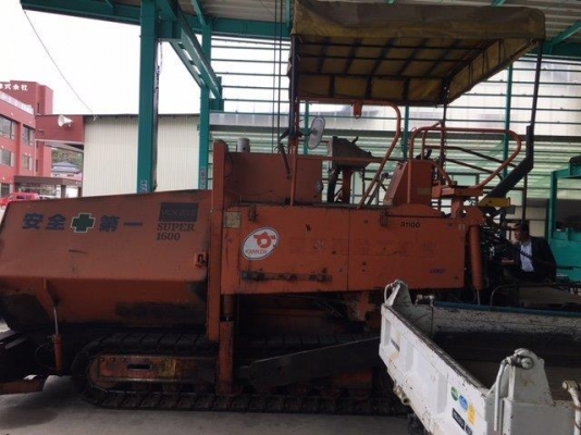 ถึงไทยเร็วๆนี้ รถปูยาง Vogele S1600 Super พร้อมตัวต่อ ราคาดีๆ โทร. 092-929-9942 ธีรเทพ