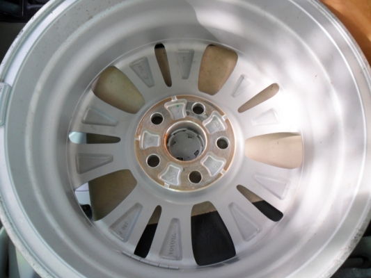 แม็กป้ายแดง รีโว่ ขอบ16 เอนไกแท้ 5รู114 ใหม่กริ๊บ ไร้รอยขีดข่วน แม็กป้ายแดง รีโว่ ขอบ16 เอนไกแท้ 5รู114 ใหม่กริ๊บ ไร้รอยขีดข่วน