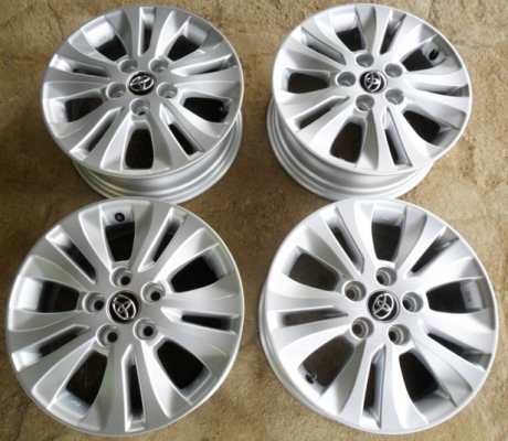 แม็กป้ายแดง รีโว่ ขอบ16 เอนไกแท้ 5รู114 ใหม่กริ๊บ ไร้รอยขีดข่วน แม็กป้ายแดง รีโว่ ขอบ16 เอนไกแท้ 5รู114 ใหม่กริ๊บ ไร้รอยขีดข่วน