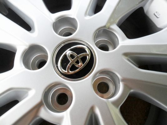 แม็กป้ายแดง รีโว่ ขอบ16 เอนไกแท้ 5รู114 ใหม่กริ๊บ ไร้รอยขีดข่วน แม็กป้ายแดง รีโว่ ขอบ16 เอนไกแท้ 5รู114 ใหม่กริ๊บ ไร้รอยขีดข่วน