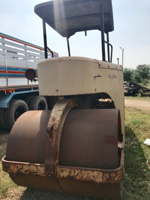 รถบดล้อเหล็ก2ล้อ เครื่องติดวิ่งใด้ HARTRA ขายตามสภาพ