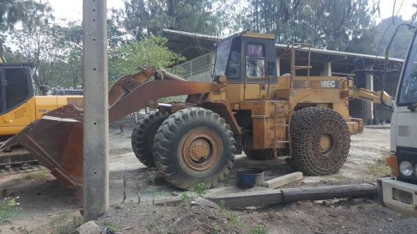 รถตักล้อยาง CAT966E เอกสารเล่มทะเบียน รถทำงานอยู่