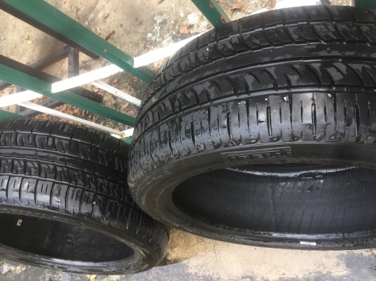 ขายยางขอบ 19  235/45/19  พีรารี่  เนื้อยางนุ่ม  ไม่แตกลาย