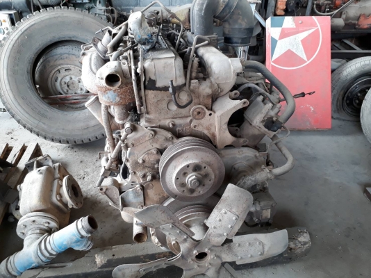 ขายเครื่องยนต์.UD.PE6.230แรงมีชุดปั่นโม่ปูน