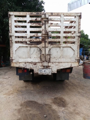 ขาย6ล้อร้อคกี้ แอร์หนาว เครื่องดี คัชชีเดิม ทะเบียนพร้อม พร้อมใช้