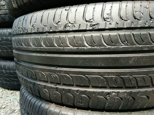 ขายยาง 235/50R19 HANKOOK ปี15 ยางไม่ร้าวไม่มีปะ ชุดละ 2800 บาท