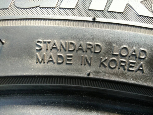 ขายยาง 235/50R19 HANKOOK ปี15 ยางไม่ร้าวไม่มีปะ ชุดละ 2800 บาท