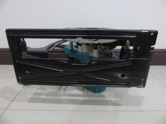 เลื่อยวงเดือน Makita ของแท้ 9 นิ้ว รุ่น N5900B สภาพใหม่ พร้อมใช้งาน เลื่อยวงเดือน Makita ของแท้ 9 นิ้ว รุ่น N5900B สภาพใหม่ พร้อมใช้งาน