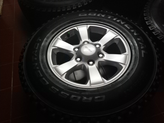 ล้อ Isuzu blue power 1.9 พร้อมยาง 245-70-16 ดอกหนา