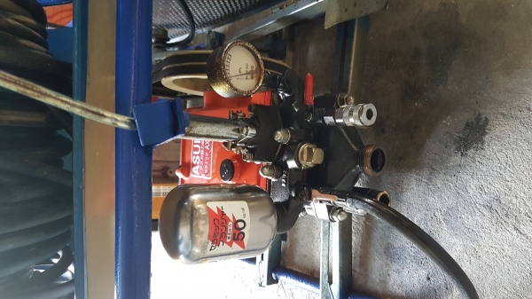 ชุดปั้มอัดฉีดเครื่องยนต์เบนชิล robin ohv 6แรงม้า พร้อมปั้มฉีดยา asuka ceramic ขนาด 1นิ้ว สภาพสวย อะไหล่หาง่าย นำเข้าจากญี่ปุ่น ไ