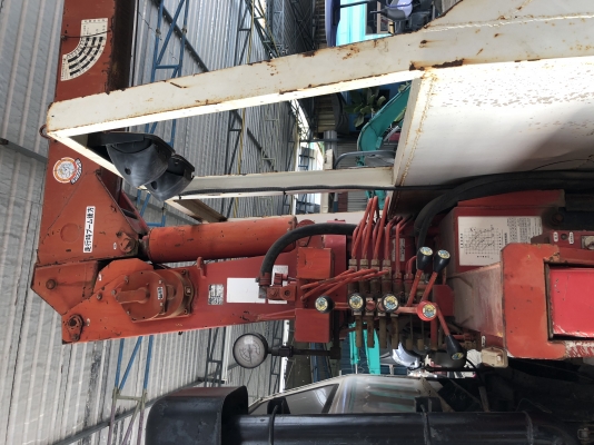 เครนสามตันสวยพร้อมใช้