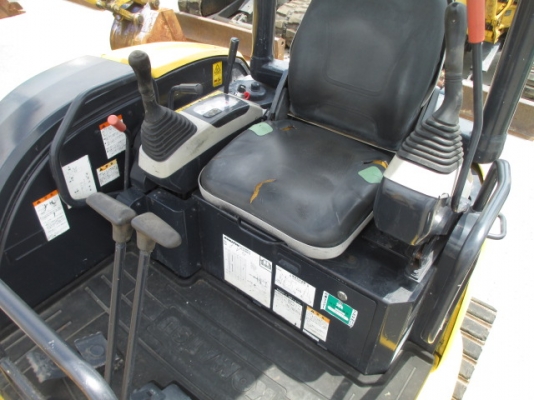 ขายรถขุด PC30MR-2 ปี2006 นำเข้าตรงจากญี่ปุ่น รถสวย สภาพดี โทร. 092-929-9942 ธีรเทพ ขายรถขุด PC30MR-2 ปี2006 นำเข้าตรงจากญี่ปุ่น รถสวย สภาพดี โทร. 092-929-9942 ธีรเทพ