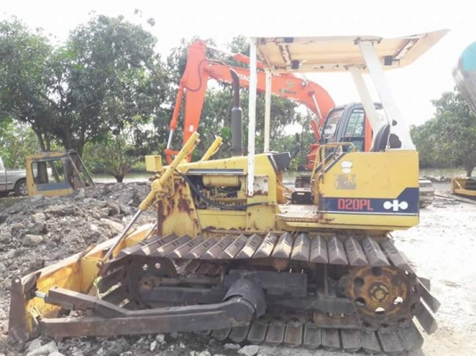 ขายจ้า..KOMATSU D20PL-6  เก่านอกแท้  เดิมๆๆ  แทรค  70  2,XXX   ชั่วโมง พร้อมใช้  โทร 089-3818694  ดวงนภา
