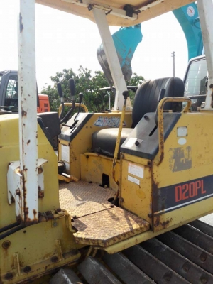 ขายจ้า..KOMATSU D20PL-6  เก่านอกแท้  เดิมๆๆ  แทรค  70  2,XXX   ชั่วโมง พร้อมใช้  โทร 089-3818694  ดวงนภา