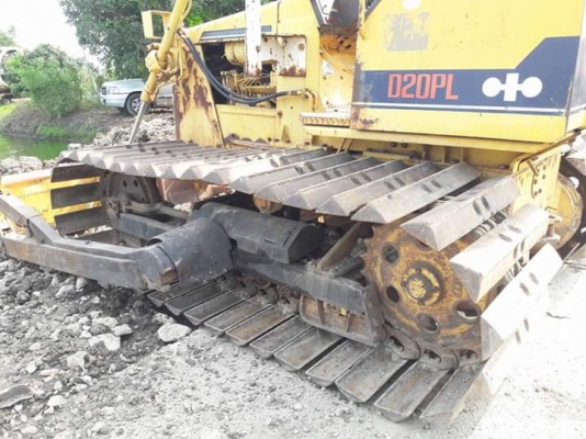 ขายจ้า..KOMATSU D20PL-6  เก่านอกแท้  เดิมๆๆ  แทรค  70  2,XXX   ชั่วโมง พร้อมใช้  โทร 089-3818694  ดวงนภา
