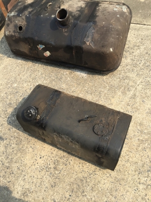 ขายถังนำมัน200ลิตรใบละ2000มี3ใบโทร0643130366 ขายถังนำมัน200ลิตรใบละ2000มี3ใบโทร0643130366