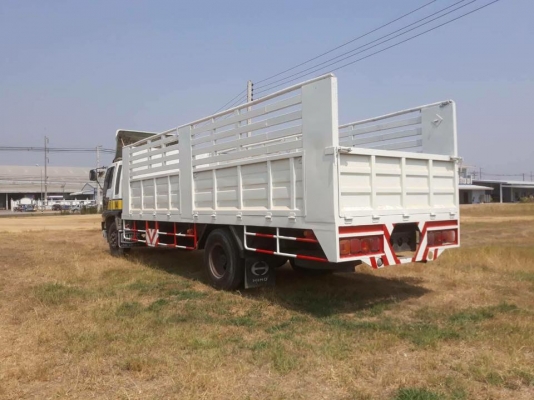 ขายรถ7.20เมตร HINO FF3H 195แรง รถสวย สภาพดี เอกสารพร้อมโอน ราคา570,000 สนใจโทร 090-8588220 090-32584