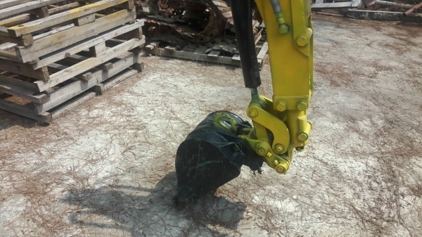 รถแบ็กโฮ PC10 MR_1 รถเก่านอก ราคา 250,000 บรรทุกกับกระบะได้ รถแบ็กโฮ PC10 MR_1 รถเก่านอก ราคา 250,000 บรรทุกกับกระบะได้