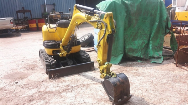 รถแบ็กโฮ PC10 MR_1 รถเก่านอก ราคา 250,000 บรรทุกกับกระบะได้ รถแบ็กโฮ PC10 MR_1 รถเก่านอก ราคา 250,000 บรรทุกกับกระบะได้