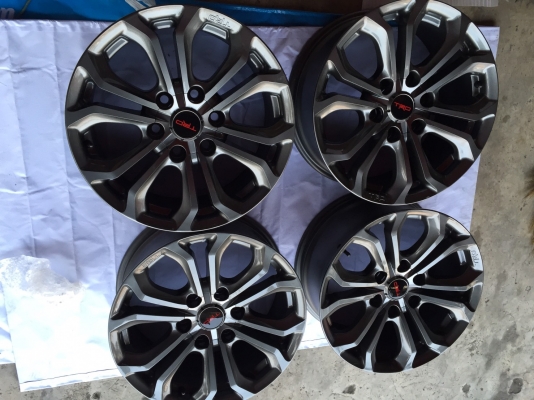 ล้อfortuner TRD4แท้