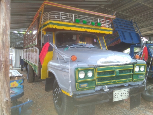 ขายรถหกล้อหัวยาวงามๆTXD145แรง กะบะพื้นเหล็กปูทับไม้เสาลูกตั้งรั้วเป็นเหล็กหมดพร้อมใช้งานวิ่งไม่ยูคาก็วิ่งอ้อยก็ดีครับยางสวยทุกเส่นคัชซีดีไม่หักไม่ดาม(สนใจซื้อส่งได้เน้นโทร081-0118032ต้น)