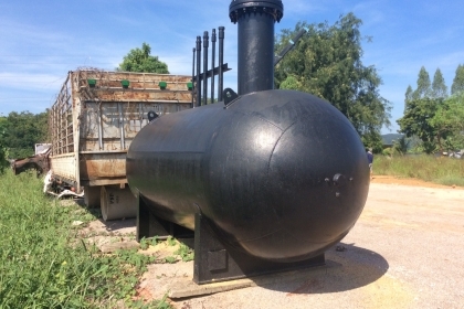 .ถังแก๊สใต้ดิน  LPG สภาพสวย สนใจติดต่อ ศุภากร 081-1903107,081-4252943