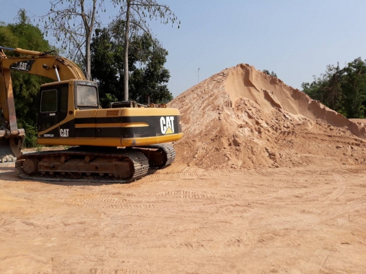 ขออนุญาตขายCAT 320b เอกสารไฟฟ้าครบ ช่วงล่างเต็มเอวเเน่น สภาพดี พร้อทใช้งานราคา 880000บาท สนใจติดต่อช่างดำ 0853224877 0988930465 ไอดีไลน์0853224877ครับผม