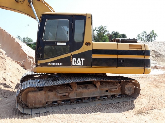 ขออนุญาตขายCAT 320b เอกสารไฟฟ้าครบ ช่วงล่างเต็มเอวเเน่น สภาพดี พร้อทใช้งานราคา 880000บาท สนใจติดต่อช่างดำ 0853224877 0988930465 ไอดีไลน์0853224877ครับผม