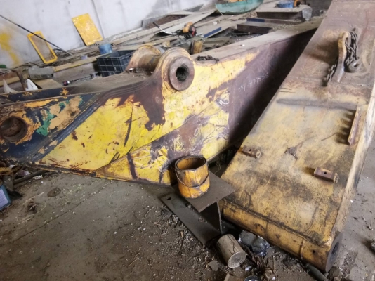 ขออนุญาตขายบูมยาว16m kobelco200 มากทรี ทำงานเหล็กแล้วยังไม่ได้ทำสี ตามสภาพราคา 185000บาทถ้าทำสีใส่แป็บไฮดอริกให้พร้อมใช้งานราคา 255000บาทครับผม สนใจติดต่อช่างดำ 0853224877 0988930465 ไอดีไลน์ 0853224877 ครับผม