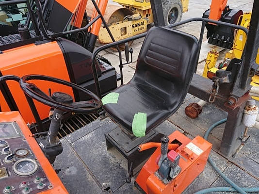 ถึงไทยเร็วๆนี้ครับ รถบด RT200WT-C ปี1999 นำเข้าตรงจากญี่ปุ่นครับ สวยๆ 0988585524 สามภพครับ ถึงไทยเร็วๆนี้ครับ รถบด RT200WT-C ปี1999 นำเข้าตรงจากญี่ปุ่นครับ สวยๆ 0988585524 สามภพครับ