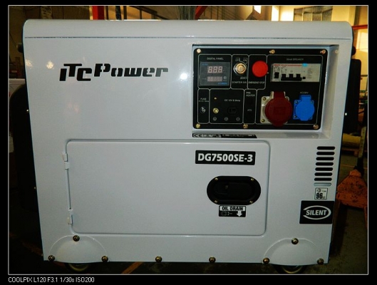 เครื่องปั่นไฟ 6.9 kva 3 เฟส มีสินค้าพร้อมส่ง รับประกัน 1ปี