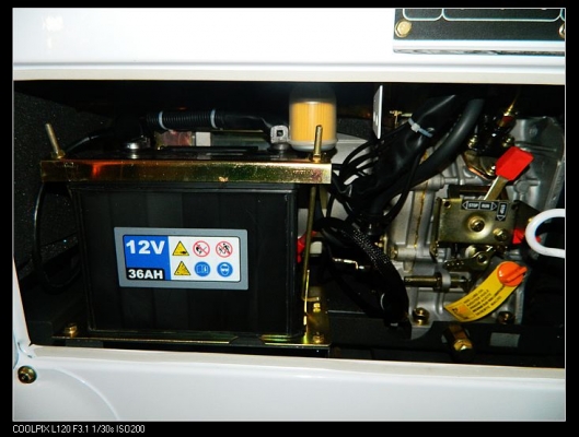 เครื่องปั่นไฟ 6.9 kva 3 เฟส มีสินค้าพร้อมส่ง รับประกัน 1ปี