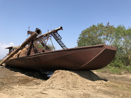 เรือดูดทราย