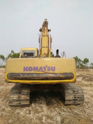 KOMATSU PC 200-6 KOMATSU PC 200-6