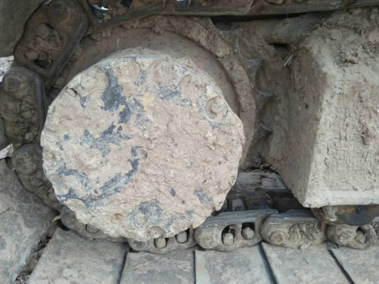 KOMATSU PC 200-6 KOMATSU PC 200-6