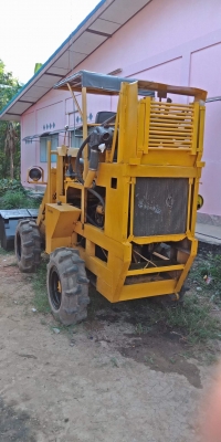 ขายรถตักล้อยาง ราคา150000