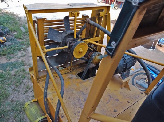 ขายรถตักล้อยาง ราคา150000